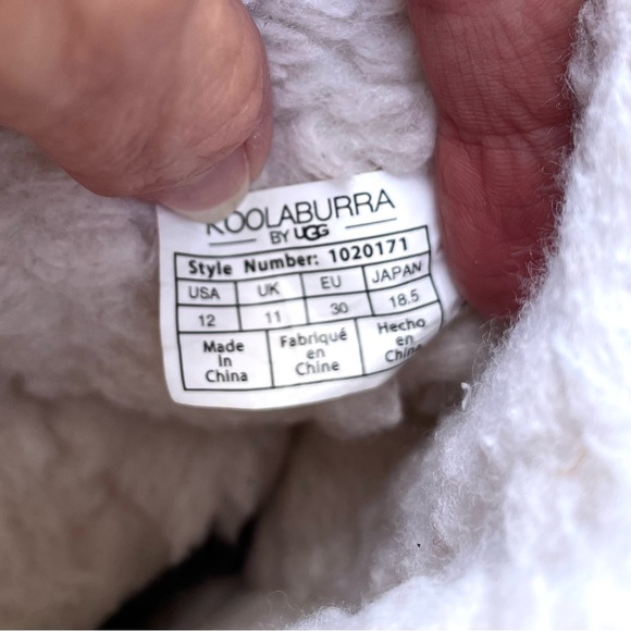 UGG Koolaburra Tall Boots - Girls Size 12 - Chestnut Brown - Bow Tie Closure - Picture 8 of 12